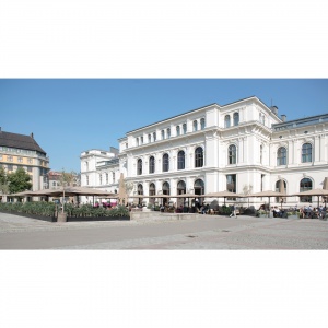 may__olivia_bild_cmyk_homepage
