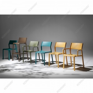 nardi_chairs_trillbistrot_views2_hr_homepage_1410232333