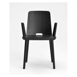tablet_sessel_black_front_homepage
