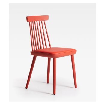 colonial_red_homepage_875634171